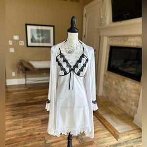 Linea Donatella Mrs. Embroidered Wrap Robe & Chemise Set